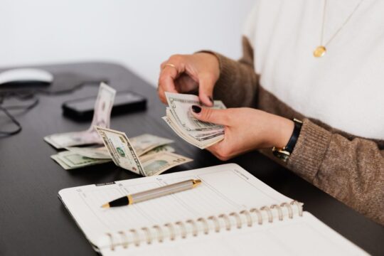 Imposto sobre dividendos de FIIs e Fiagros: entenda o novo IR sobre investimentos