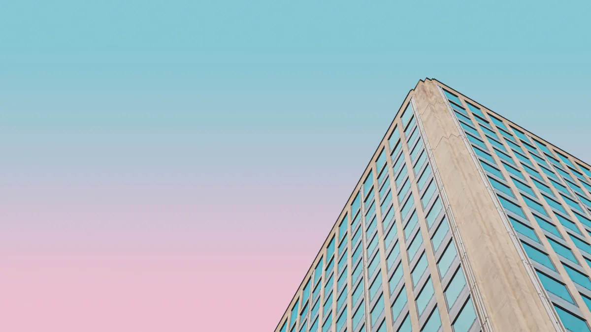 HGLG11 e XPLG11 são os destaques do Bom Dia FIIs (03/07). Foto: Unsplash